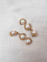 Load image into Gallery viewer, Gold and Pearl Earrings
