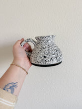 Load image into Gallery viewer, Speckled No Spill Coffee Mug
