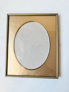 Oval Mat Gold Frame