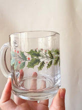 Load image into Gallery viewer, Holly Leaf Glass Mug
