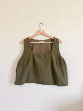 Load image into Gallery viewer, Abercrombie and Fitch Olive Cropped Tank - Size XL
