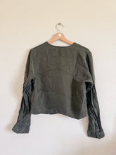 Load image into Gallery viewer, Madewell Ruched Front Top - Size 10
