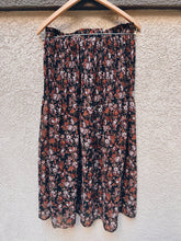 Load image into Gallery viewer, Sheer Floral Maxi Skirt - Size M
