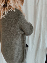 Load image into Gallery viewer, Olive Green Cardigan - Size L
