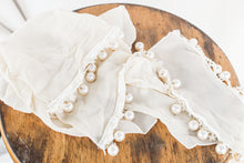 Load image into Gallery viewer, Ivory and Pearl Scarf
