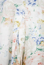 Load image into Gallery viewer, Preloved Floral Blouse - Size PS
