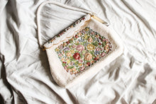 Load image into Gallery viewer, Floral Beaded Bag
