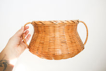 Load image into Gallery viewer, Handled Wicker Basket
