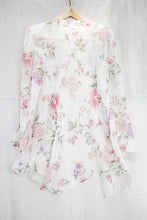 Load image into Gallery viewer, Sheer Floral Cover Up - Size 8
